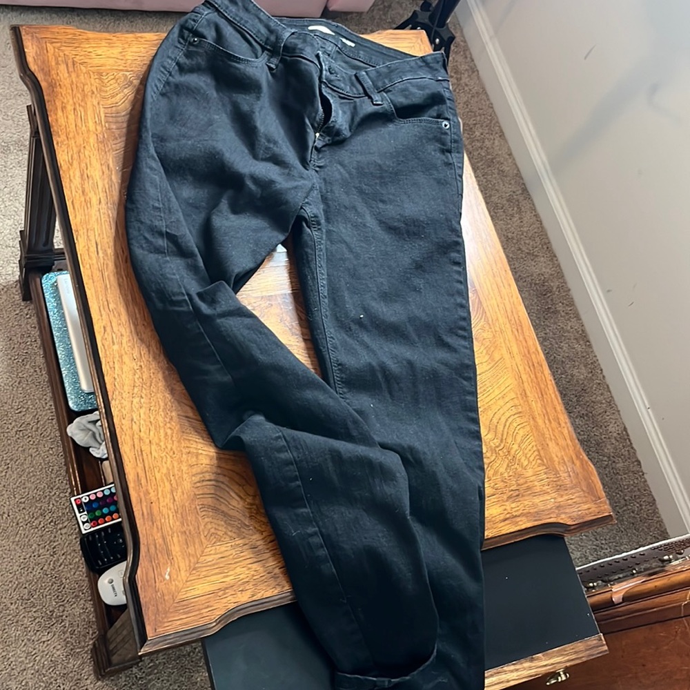 Black old navy super skinny mid rise jeans